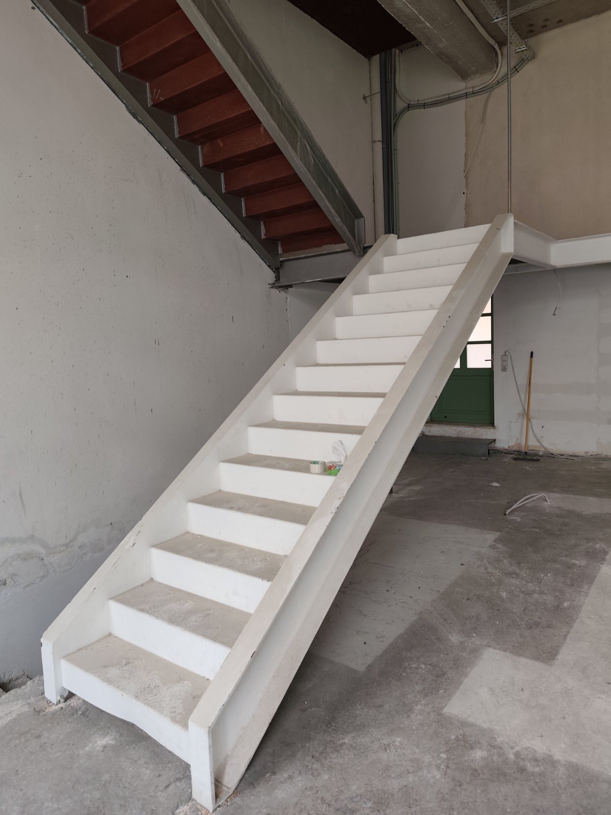 Κατάστημα προς Ενοικίαση ΣΥΝΤΑΓΜΑ,12000€,140τ.μ.