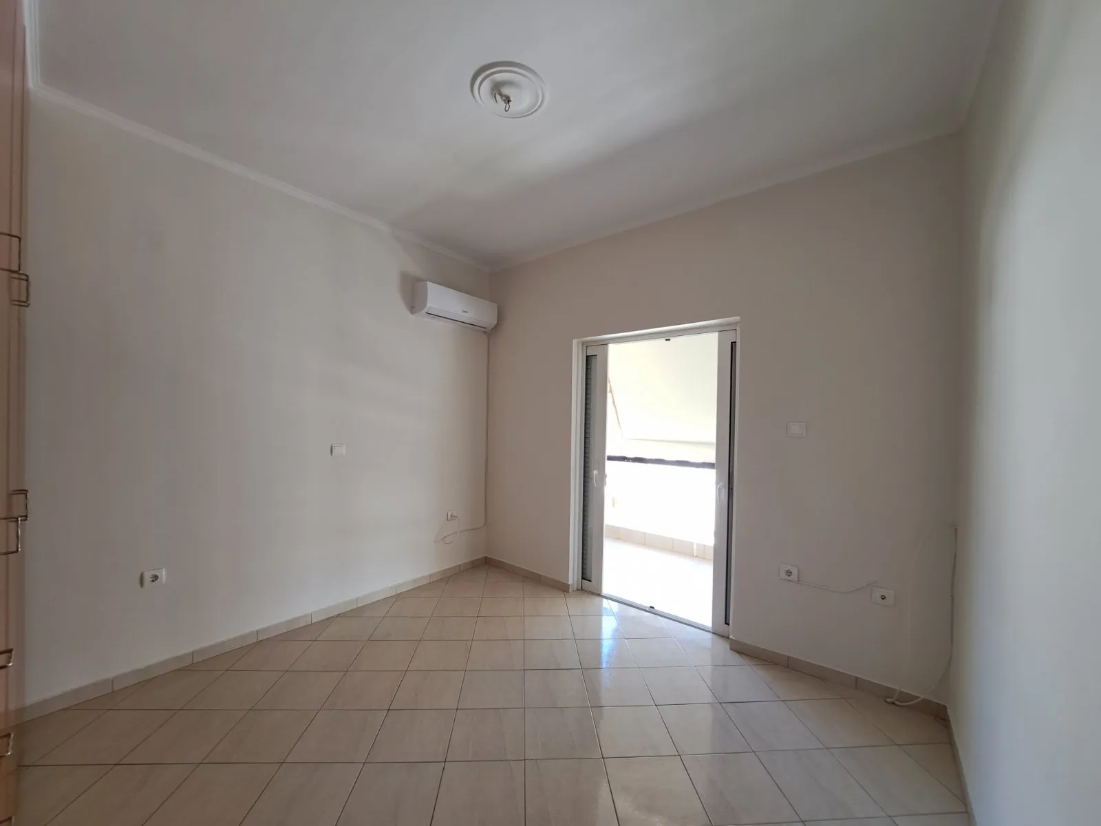 Residence for Sale Aigaleo,120000€,55m²