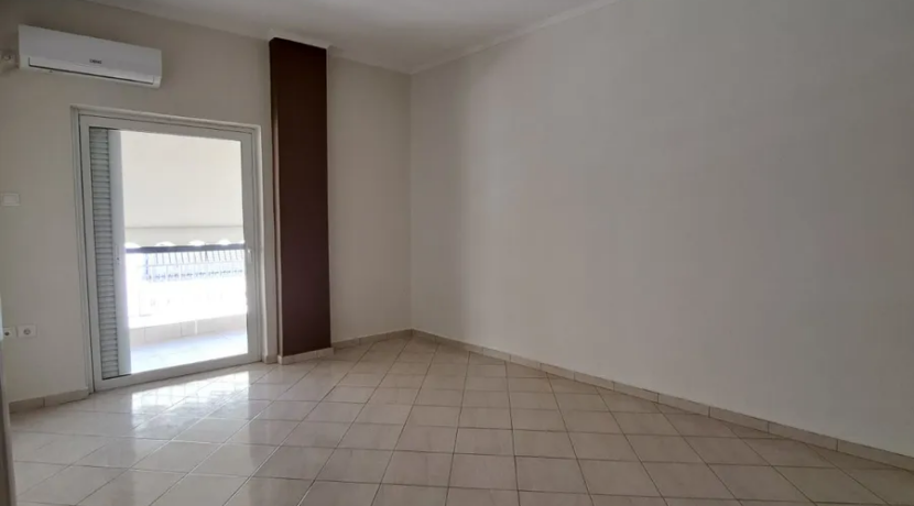 000211541__48976
