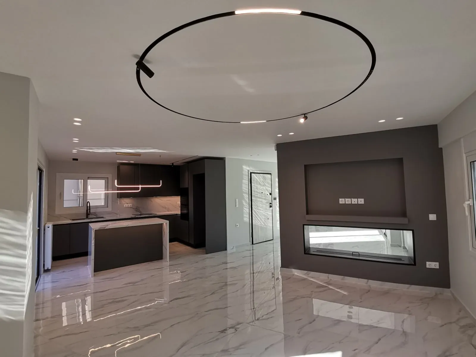 ΚΑΤΟΙΚΙΑ προς Πώληση ΕΛΛΗΝΙΚΟ,470000€,128τ.μ.