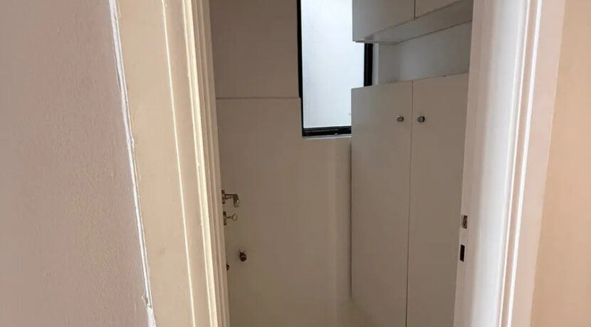 000215552__49548