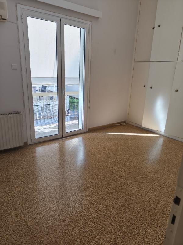 ΚΑΤΟΙΚΙΑ προς Πώληση ΝΙΚΑΙΑ,135000€,63τ.μ.