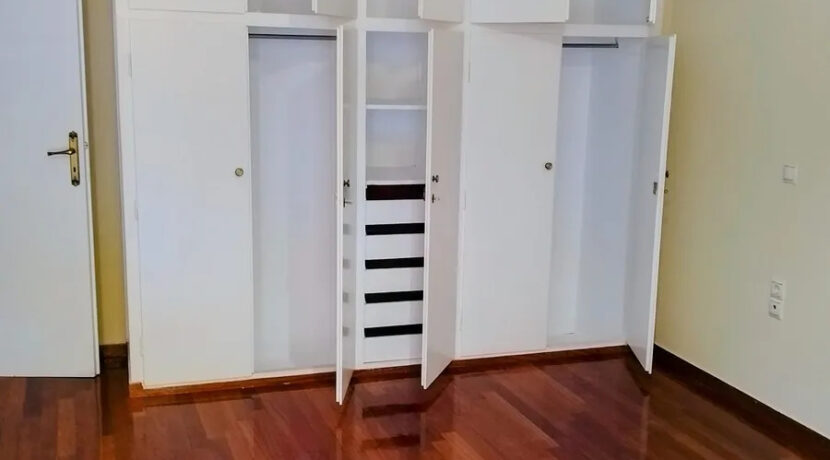 000219153__22349
