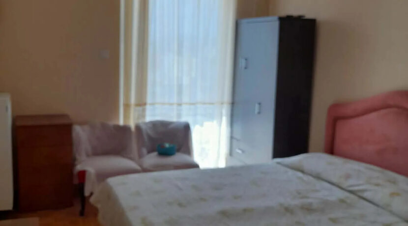 000221835__50306