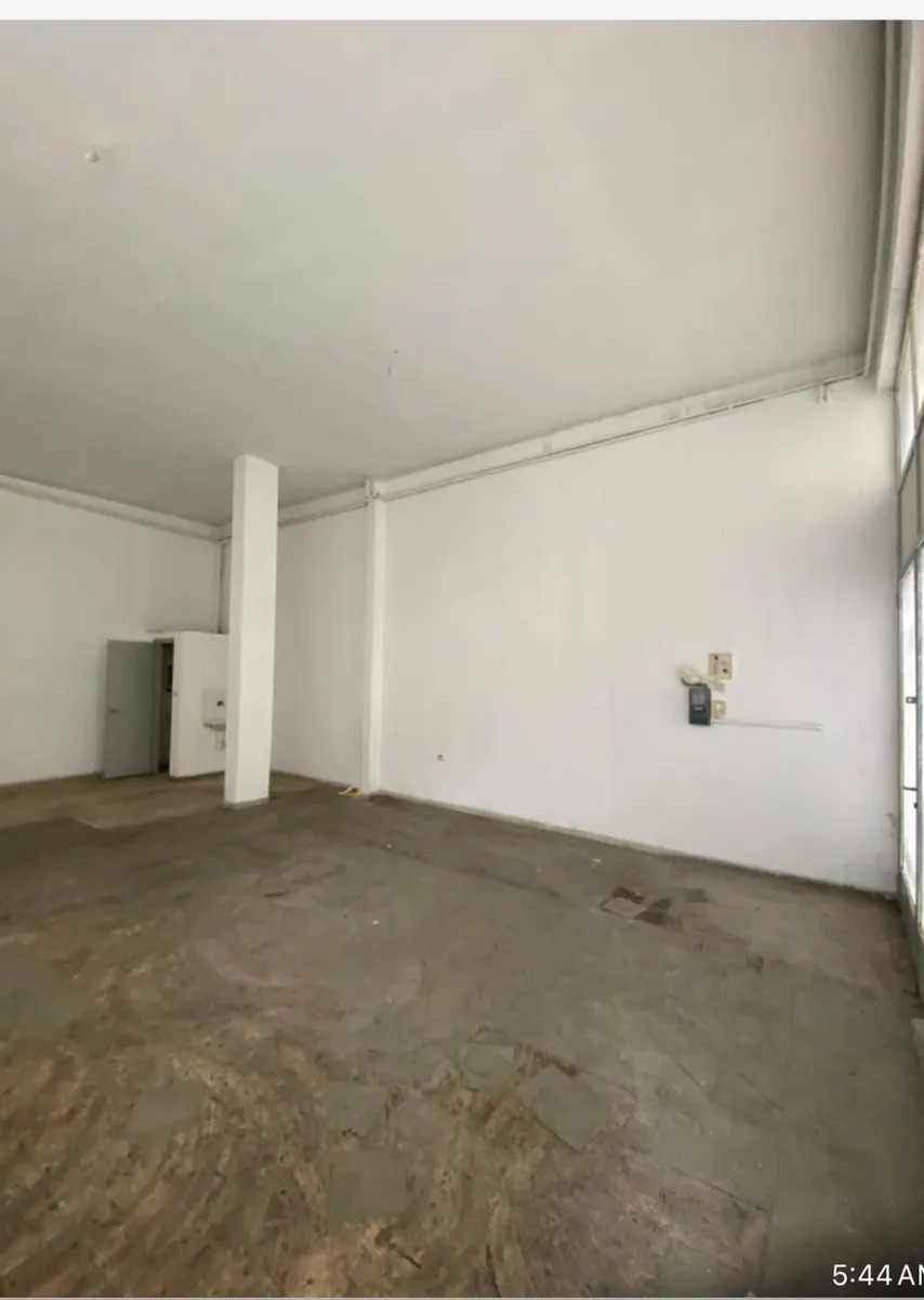 Κατάστημα προς Πώληση ΕΞΑΡΧΕΙΑ,275000€,132τ.μ.