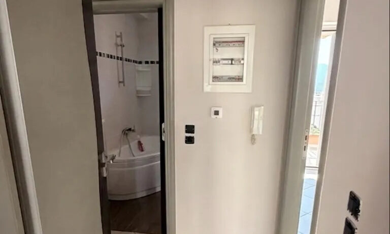 000223586__50575