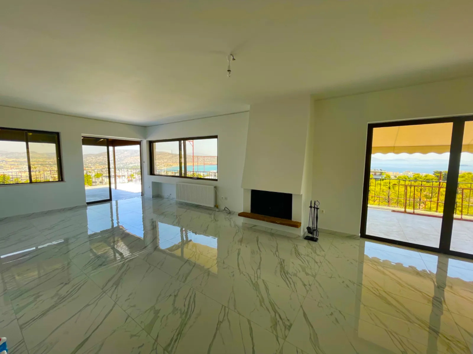 ΚΑΤΟΙΚΙΑ προς Ενοικίαση ΒΑΡΗ,2500€,110τ.μ.