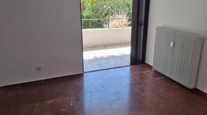 000225696__50810