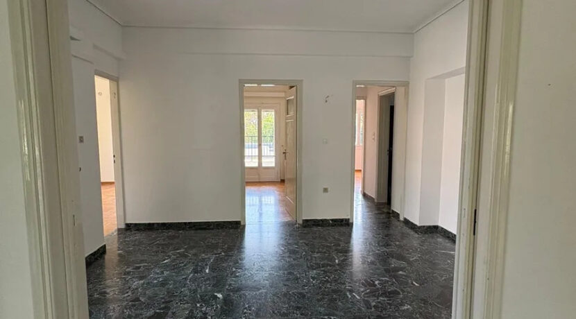 000226195__50856
