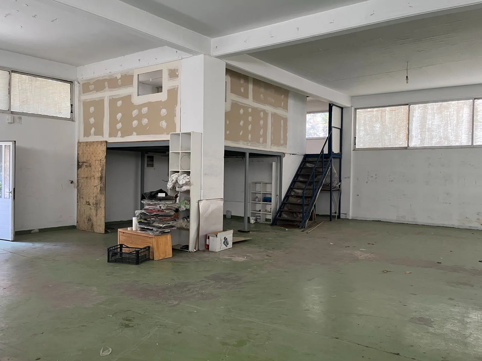 Βιοτεχνικός χώρος προς Ενοικίαση ΜΕΤΑΜΟΡΦΩΣΗ,3000€,325τ.μ.