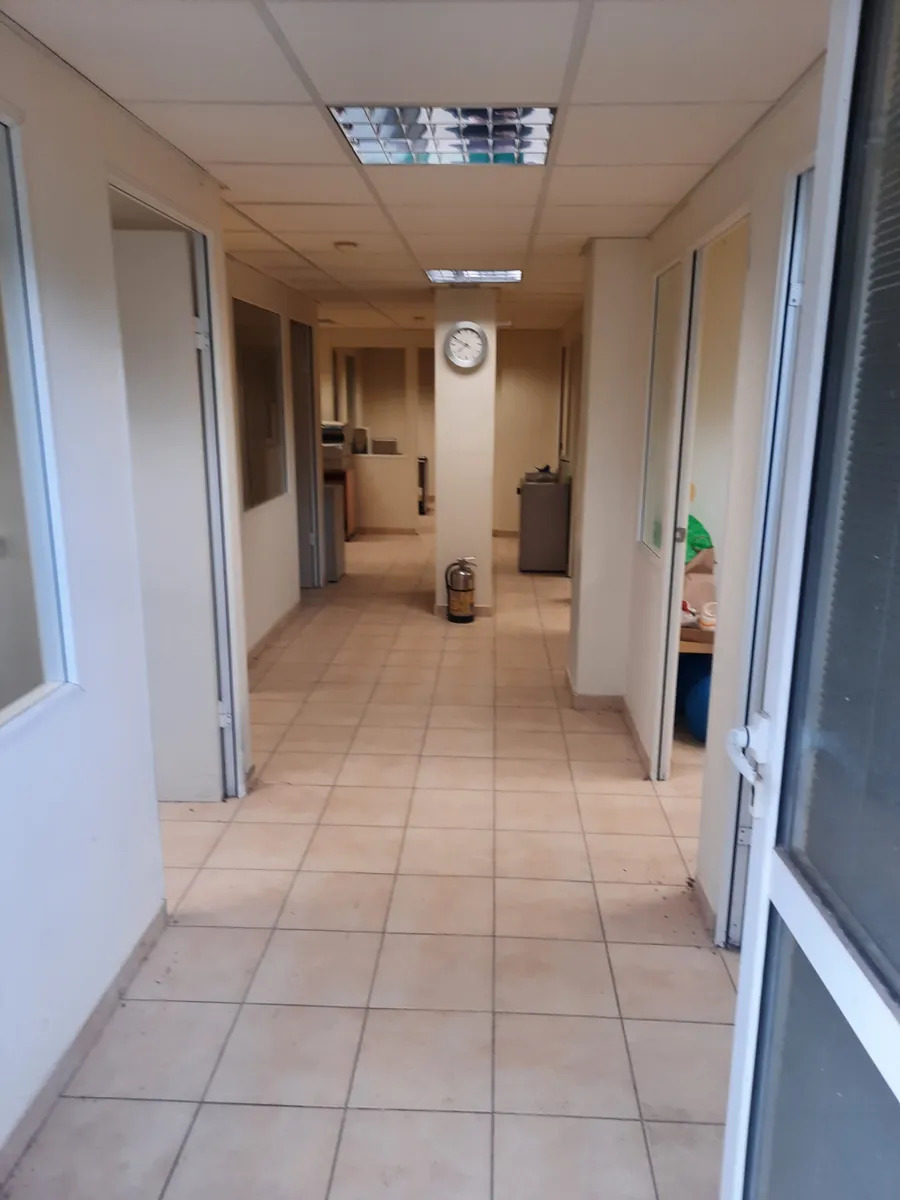 Αποθήκη προς Πώληση ΠΕΥΚΗ,93000€,130τ.μ.