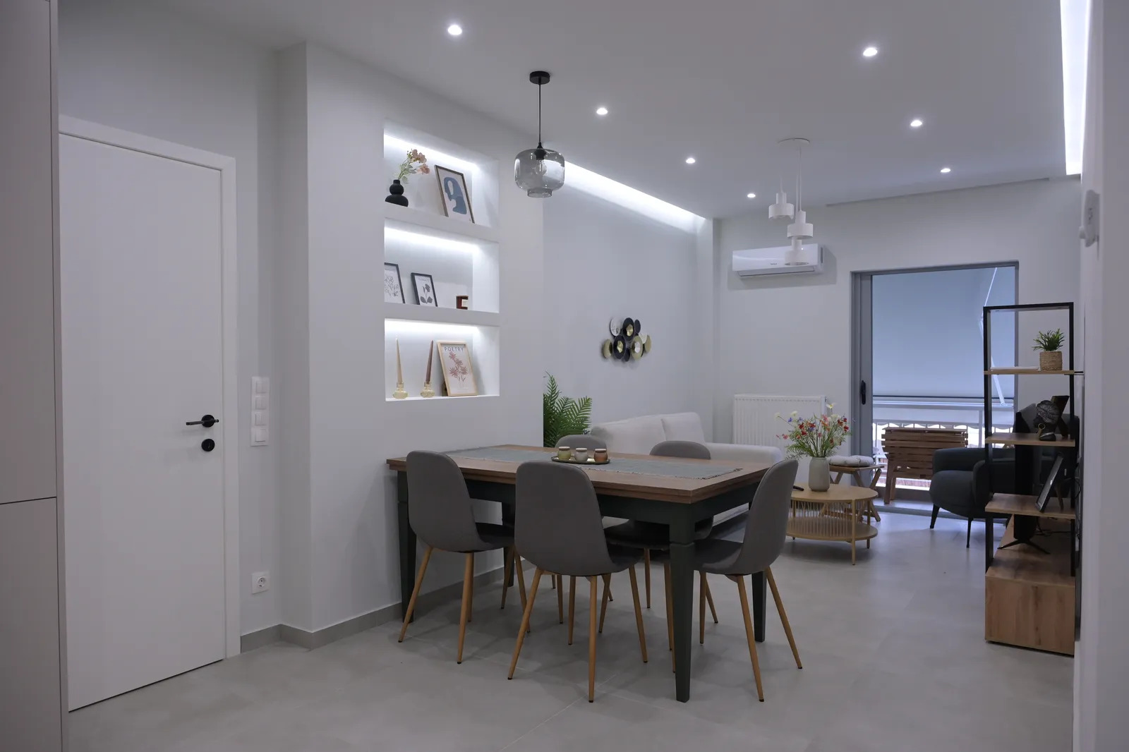 ΚΑΤΟΙΚΙΑ προς Ενοικίαση ΚΑΙΣΑΡΙΑΝΗ,1200€,92τ.μ.