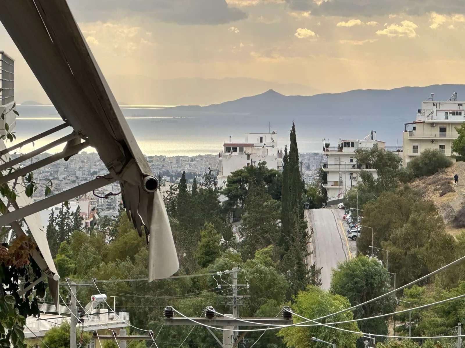 ΚΑΤΟΙΚΙΑ προς Ενοικίαση ΒΥΡΩΝΑΣ,1100€,105τ.μ.